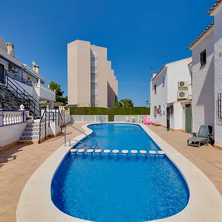 Cb Living - 2 Bedroom Near Zenia Apartment Dehesa de Campoamor (Orihuela Costa)